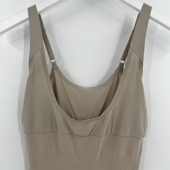 Spanx Bodysuit Open Bust Mid Thigh Shapewear Slimming Thick Straps Tan Size XL - Picture 4 of 9